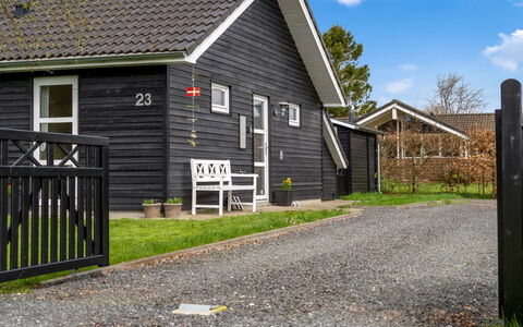 Maunu - from the Sea: House, Siding, Home, Cottage, Roof, Lawn, Yard, Estate, Landscaping, Porch