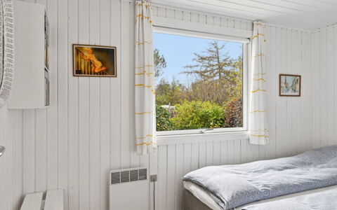 Jannike - 150M from the Sea: Wood, Home, Floor, Plank, Hardwood, Bedroom, Wood Stain, Bed, Bedding, Sash Window