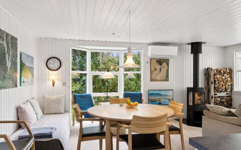 Jannike - 150M from the Sea: Wood, Home, Porch, Deck, Hardwood, Roof, Wood Stain, Wood Flooring, Eco Hotel