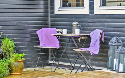 Jannike - 150M from the Sea: Wood, Home, Porch, Deck, Hardwood, Roof, Wood Stain, Wood Flooring, Eco Hotel