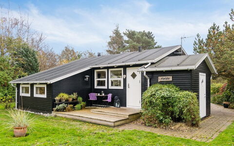 Jannike - 150M from the Sea: Wood, Home, Porch, Deck, Hardwood, Roof, Wood Stain, Wood Flooring, Eco Hotel
