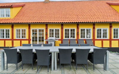 Garbine - 1.5Km from the Sea