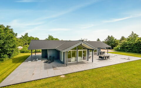 Corina - 850M to the Fjord: Roof, Home, Estate, Shade, Cottage, Lawn, Yard, Siding, Garden, Landscaping