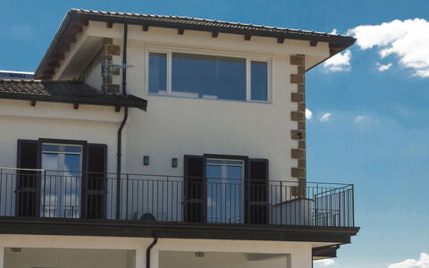 Villa Mariarosaria - Dimora Esclusiva con Piscina: Home, Residential Area, House, Facade, Architecture, Balcony, Door, Porch, Estate, Villa
