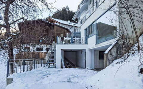 Haus Rauter: Apartment, Residential Area, Condominium, Home, Human Settlement, Balcony, Suburb, Hotel