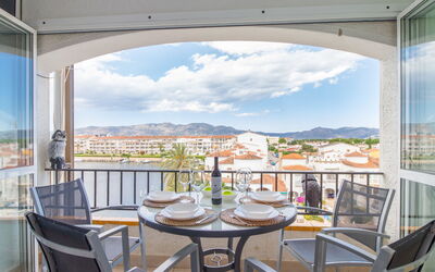 Accommodation:&nbsp;Sant Maurici 918.24