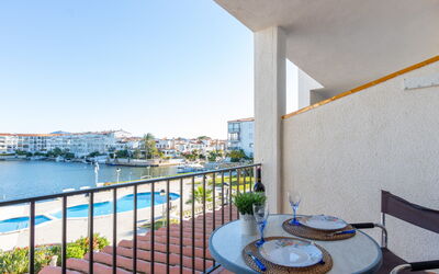 Accommodation:&nbsp;Sant Maurici 918.26