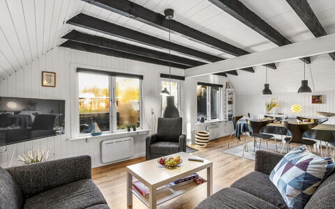 Sampo - 150M to the Fjord: Apartment, Condominium, Estate, Balcony, Villa, Hotel
