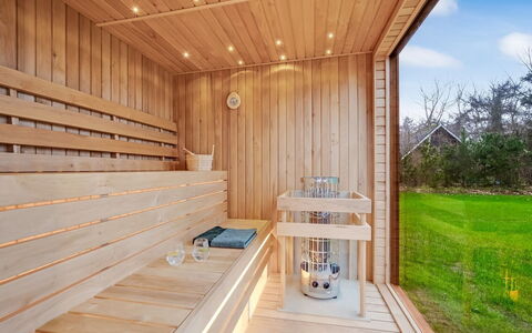 Grimar - 400M to the Fjord: Wood, Home, Porch, Deck, Hardwood, Roof, Wood Stain, Wood Flooring, Eco Hotel