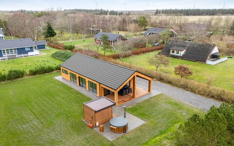 Grimar - 400M to the Fjord: Wood, Home, Porch, Deck, Hardwood, Roof, Wood Stain, Wood Flooring, Eco Hotel