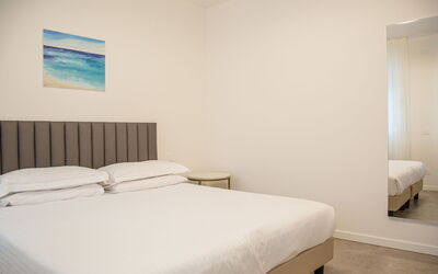 Accommodation:&nbsp;Green Park Apartments 111.2