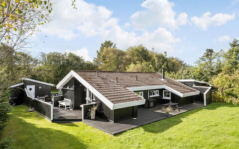 Gonda - 2Km from the Sea: 