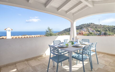 La Conchiglia D'Oro: Sky, Cloud, Table, Property, Furniture, Chair, Azure, Tree, Shade, Water