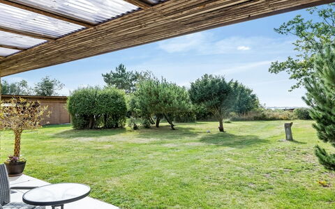 Svanborg - 40M from the Sea: Apartment, Condominium, Estate, Balcony, Villa, Hotel