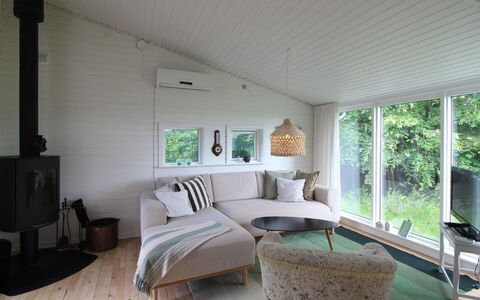 Mielikki - 2Km from the Sea: Interior Design, Flooring, Furniture, Wood, Floor, Ceiling, Couch, Living Room, Room, Home