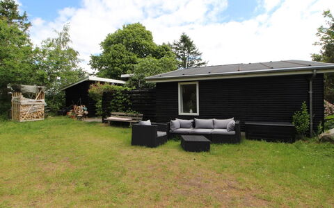 Mielikki - 2Km from the Sea: House, Roof, Home, Cottage, Garden, Lawn, Siding, Backyard, Garden Buildings, Yard