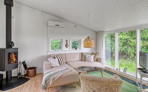 Mielikki - 2Km from the Sea: Wood, Flooring, Interior Design, Floor, Ceiling, Furniture, Home, Room, Lighting, Living Room