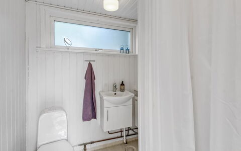 Mielikki - 2Km from the Sea: Flooring, Floor, Plumbing Fixture, Interior Design, Ceiling, Bathroom, Plumbing, Room, Sink, Toilet