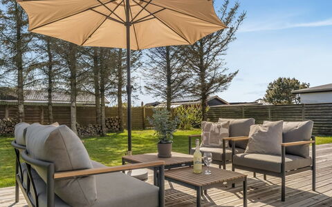 Hellena - 600M from the Sea: Wood, Home, Porch, Deck, Hardwood, Roof, Wood Stain, Wood Flooring, Eco Hotel