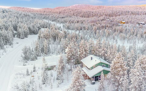 Rukan Tunturituuli: Snow, Winter, Tree, Freezing, Cottage, Larch, Slope, Frost, Glacial Landform