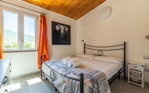 Doxina: Home, Bed, Bedroom, Hotel, Bed Frame, Bedding