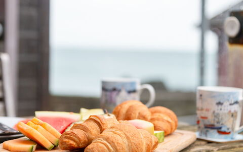 Harbourside Hideaway: Food, Tableware, Serveware, Dishware, Drinkware, Cup, Ingredient, Breakfast