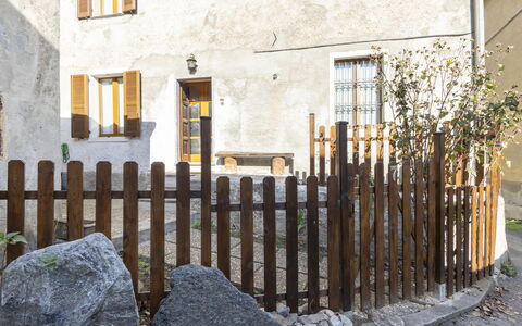 Morelli: Property, Window, Plant, Wood, Fence, Building, Road Surface, Wall, Home Fencing, Facade