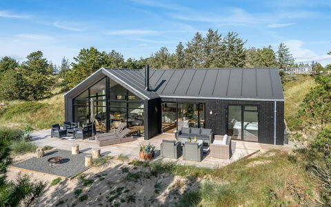 Helga - 900M from the Sea: Wood, Home, Porch, Deck, Hardwood, Roof, Wood Stain, Wood Flooring, Eco Hotel