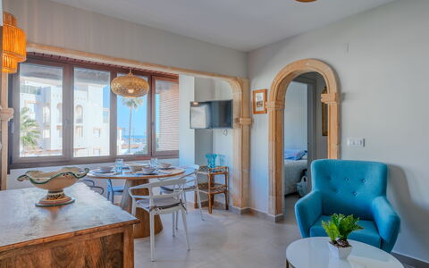 Accommodation:&nbsp;Las Pergolas 444.1