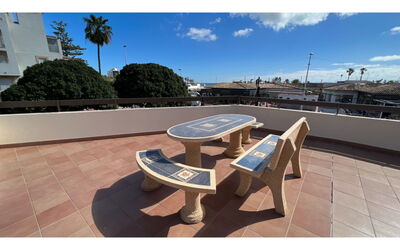 Accommodation:&nbsp;Las Pergolas 444.2
