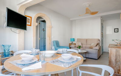 Accommodation:&nbsp;Las Pergolas 444.1