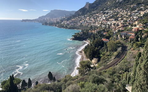 Le Diplomate: Water, Sky, Mountain, Plant, Azure, Tree, Natural Landscape, Cloud, Coastal And Oceanic Landforms, Terrain