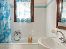 Accommodation:&nbsp;Le Canne With Shared Pool