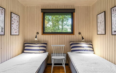 Star - 600M from the Sea: Wood, Interior Design, Flooring, Floor, Bedroom, Bed, Ceiling, Room, Furniture, Bed Frame