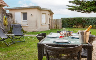 La Bernerie-En Retz 400: Furniture, Home, Cottage, Outdoor Furniture, Garden, Yard, Backyard, Landscaping, Outdoor Table, Estate