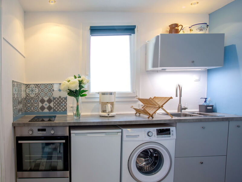 Accommodation:&nbsp;Le Plan D'Eau 400.2