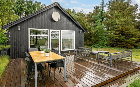 Brawith - 700M to the Fjord: Wood, Hardwood, Plank, Cottage, Deck, Wood Flooring, Siding, Porch, Wood Stain, Garden Buildings