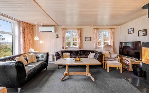 Brawith - 700M to the Fjord: Wood, Furniture, Interior Design, Couch, Ceiling, Living Room, Flooring, Home, Room, Floor
