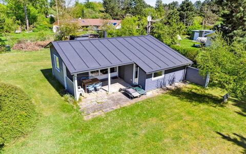 Ginette - 500M from the Sea: Roof, Home, Cottage, Shade, Lawn, Garden Buildings, Estate, Siding, Yard, Garden