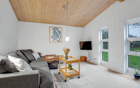 Floora - 20M from the Sea: Flooring, Wall, Floor, Interior Design, Wood, Ceiling, Wood Flooring, Lighting, Furniture, Laminate Flooring