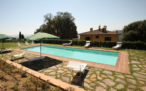 Villa Cerreta: Swimming Pool, Outdoor Furniture, Farmhouse, Resort, Hacienda, Eco Hotel, Estate, Villa, Outdoor Table, Backyard