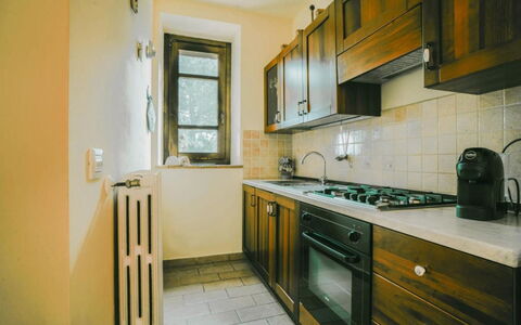 Podere dei Limoni: Kitchen, Countertop, Interior Design, Ceiling, Major Appliance, Cabinetry, Kitchen Appliance, Room, Kitchen Sink, Kitchen Stove