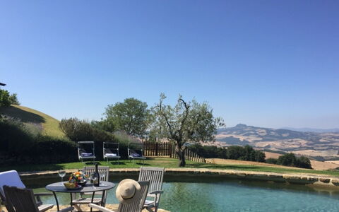 Case Belle: Swimming Pool, Landscape, Landscaping, Water Feature, Lawn, Pond, Eco Hotel, Resort, Outdoor Furniture, Villa