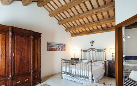Villa Eroica: Furniture, Wood, Interior Design, Flooring, Floor, Lighting, Home, Ceiling, Bedroom, Bed