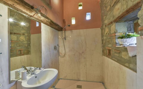 Villa Lucente: Flooring, Wall, Interior Design, Floor, Ceiling, Plumbing Fixture, Room, Bathroom, Lighting, Furniture