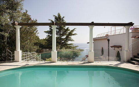 Villa Nerano: Composite Material, Column, Handrail, Shade, Swimming Pool, Outdoor Structure, Balcony, Baluster, Stairs