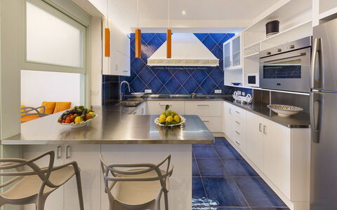 Villa Nerano: Kitchen, Furniture, Interior Design, Countertop, Flooring, Kitchen Appliance, Floor, Ceiling, Wood, Cabinetry