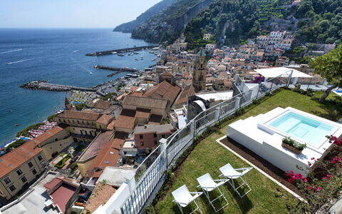 Villa Limoncello: Town, Coast, Residential Area, Coastal And Oceanic Landforms, Sea, Urban Design, Ocean, Aerial Photography, Bird'S-Eye View, Village