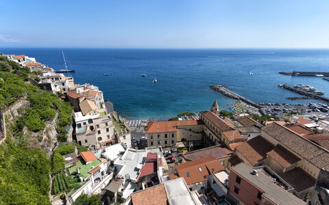 Villa Limoncello: Water, Coast, Body Of Water, Water Resources, Coastal And Oceanic Landforms, Sea, Horizon, Residential Area, Waterway, Bird'S-Eye View