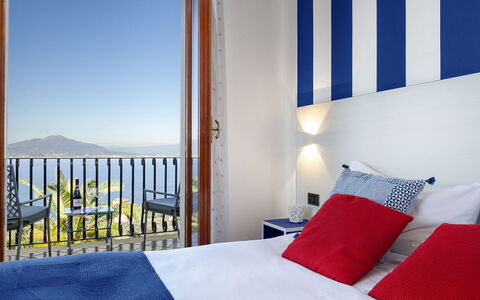 Villa Flora: Blue, Balcony, Hotel, Baluster, Linens